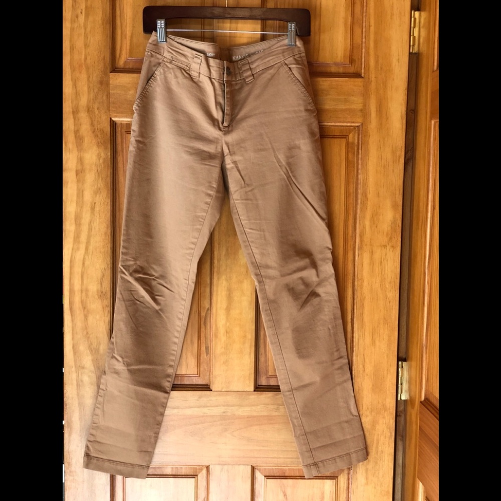 Gap Khakis